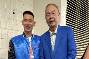 苏格兰vs巴西-11-林书豪晒照：很荣幸可以回来纽约尼克斯！Let's go Knicks！