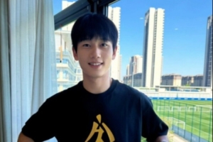 墨西哥vs韩国-10-向余望：C罗的“SIU”是我选7号的理由，是每天想再强点的动力