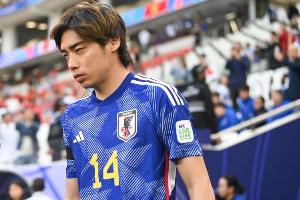 世界杯_加拿大vs波黑-伊东纯也：远藤航离队后已切换心态 对荷兰队的身高不怵